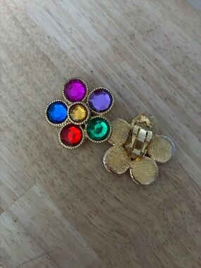 Vintage Gold Multicolor Crystal Flower Clip-On Earrings